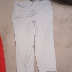 Gloria Vanderbilt Women's Light Gray Jeans